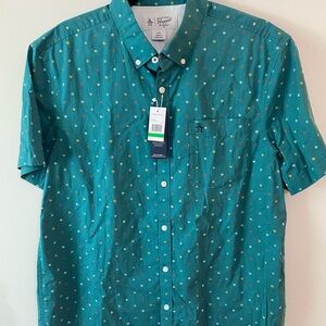 Penguin NWT Green Short-Sleeve Button-Down with Multicolor flower Print